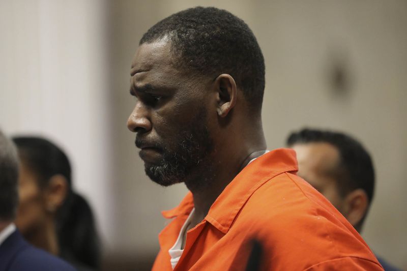 R Kelly Has $28,000 in His Prison-Inmate Account. Prosecutors Want to Seize It.