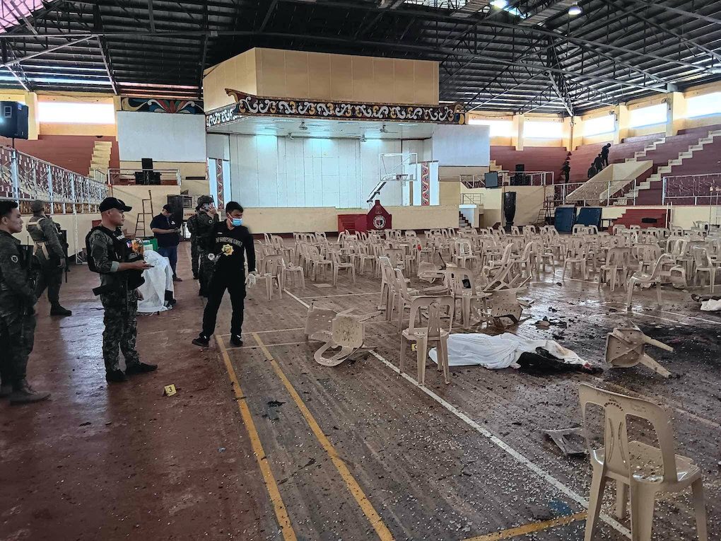 FOREIGN: Deadly Bombing Shakes Catholic Church in Marawi, Philippines – President Blames ‘Foreign Terrorists’ in Growing Tensions