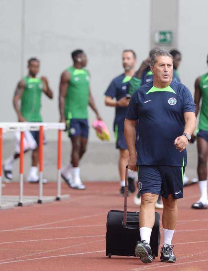 NIGERIA: Jose Peseiro Steps Down as Super Eagles Head Coach After AFCON Heartbreak