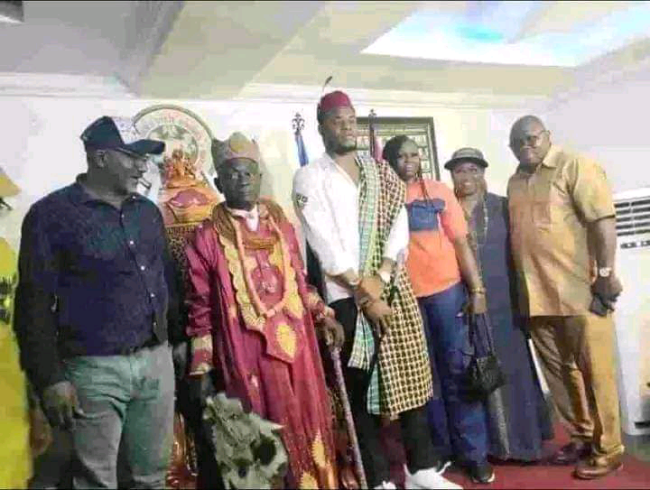 NIGERIA: Nwabali Receives Chieftaincy Honor in Rivers as He is Crowned “The Pride of Egbema Kingdom”