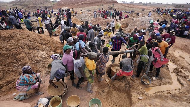 Tragedy Strikes: Gold Mine Collapse Traps Dozens in Northcentral Nigeria