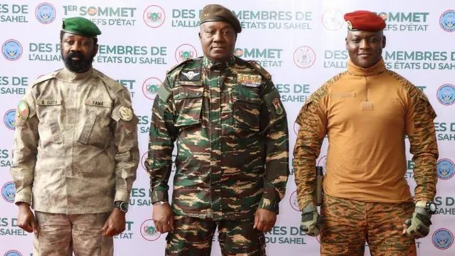 Junta chiefs ‘turn their backs’ on West Africa bloc.