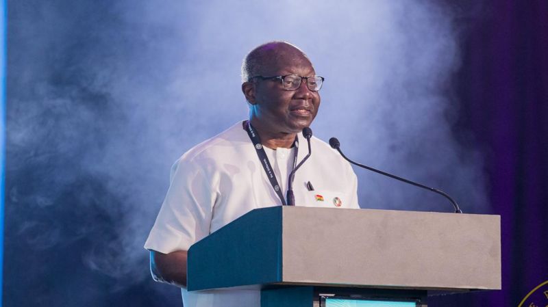 GHANA: Finance Minister Apologizes for Economic Hardship